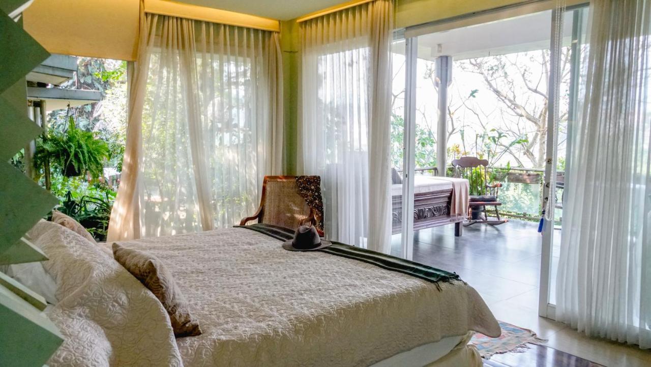 Ruth'S Bed & Breakfast Лембанг Екстериор снимка