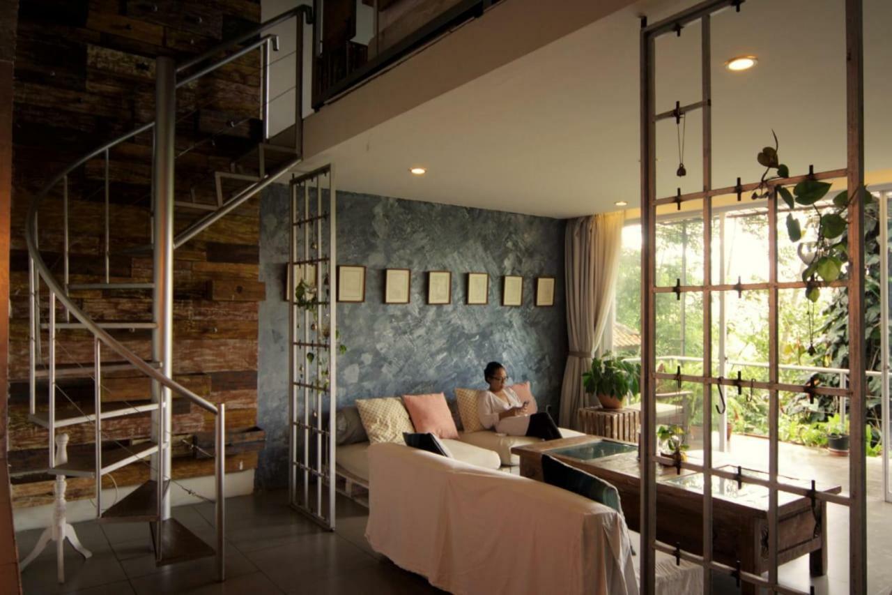 Ruth'S Bed & Breakfast Лембанг Екстериор снимка